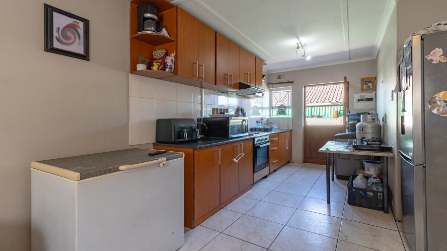 2 Bedroom Property for Sale in Highbury Park Western Cape